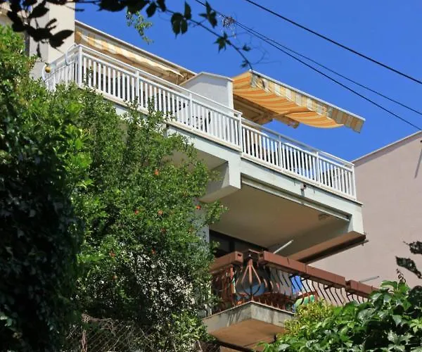 With A Parking Space - 9057 דוברובניק