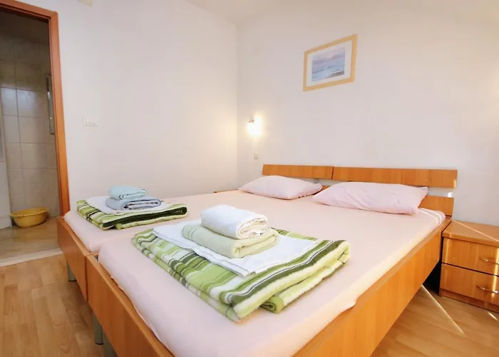 With A Parking Space - 9057