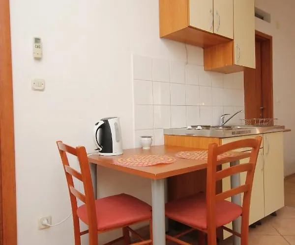 With A Parking Space - 9057 * דוברובניק