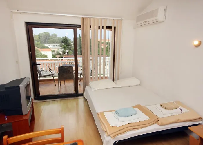 With A Parking Space - 9057 דירה *