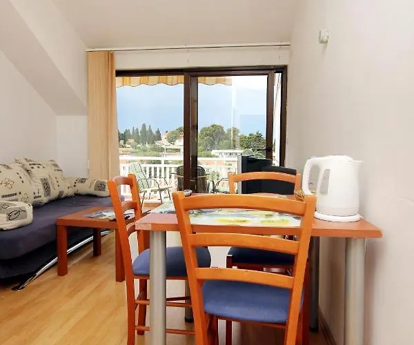 With A Parking Space - 9057 דוברובניק